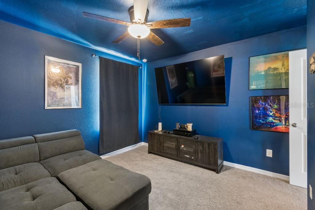 Image 23 of 47 For 1101 Lone Palm Way