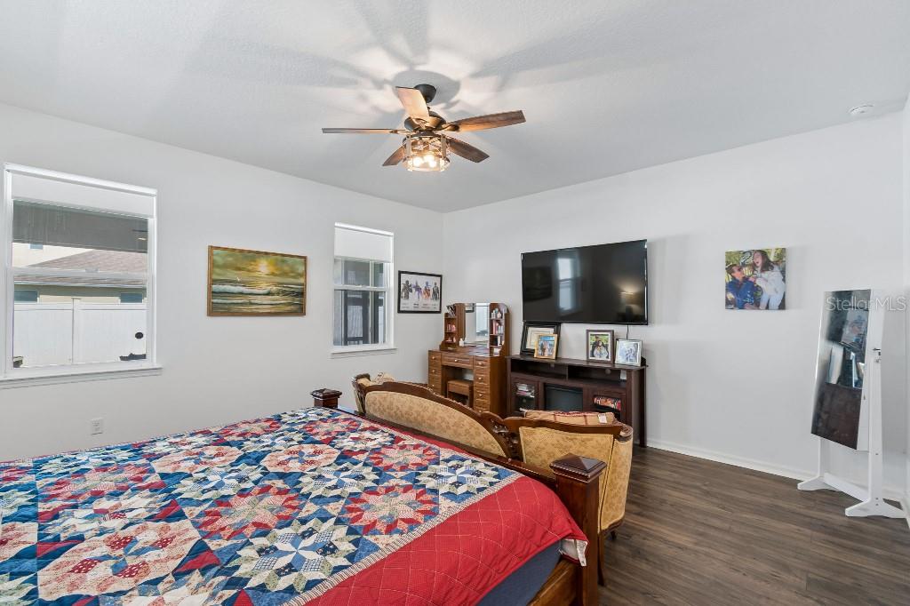 Image 30 of 47 For 1101 Lone Palm Way