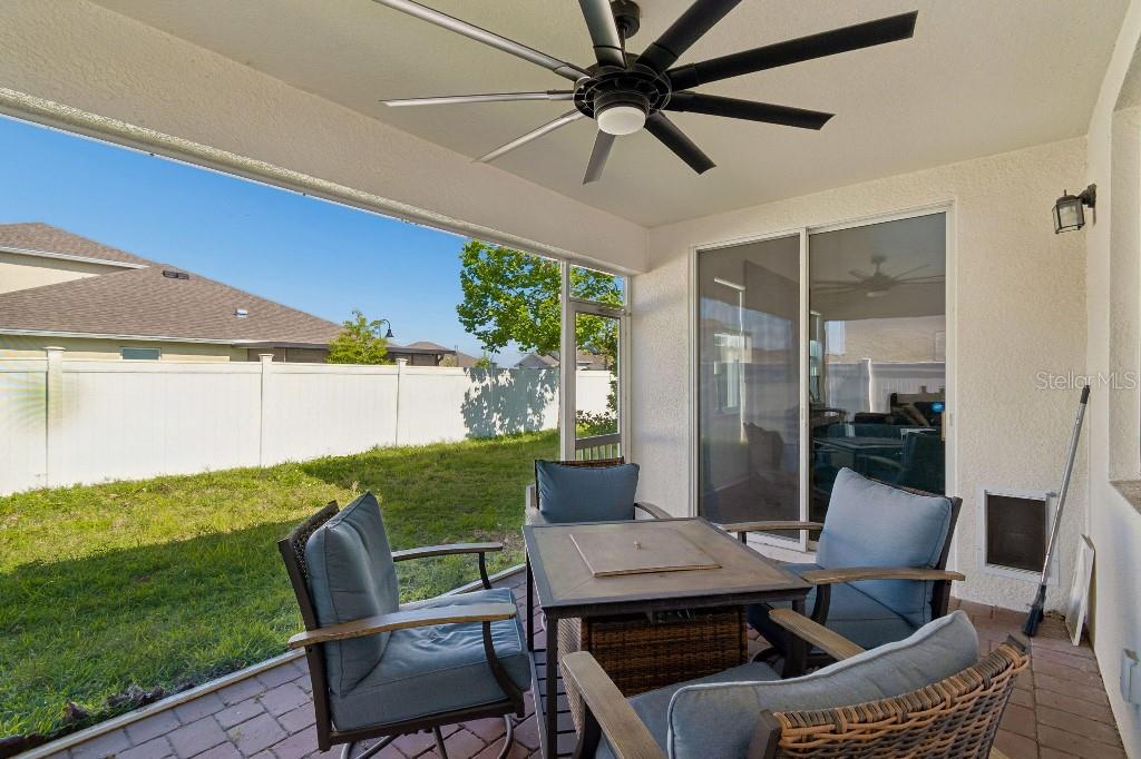 Image 36 of 47 For 1101 Lone Palm Way