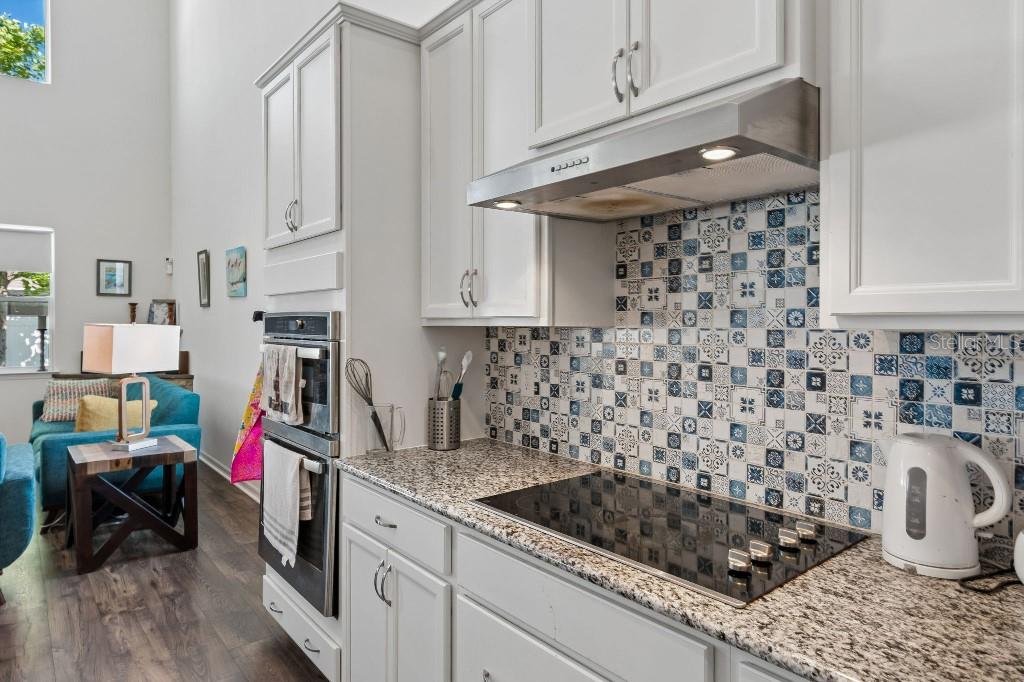 Image 9 of 47 For 1101 Lone Palm Way