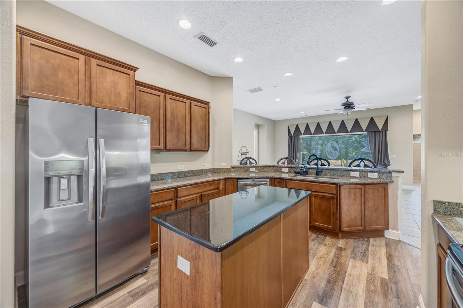 Image 10 of 57 For 27438 Sora Boulevard