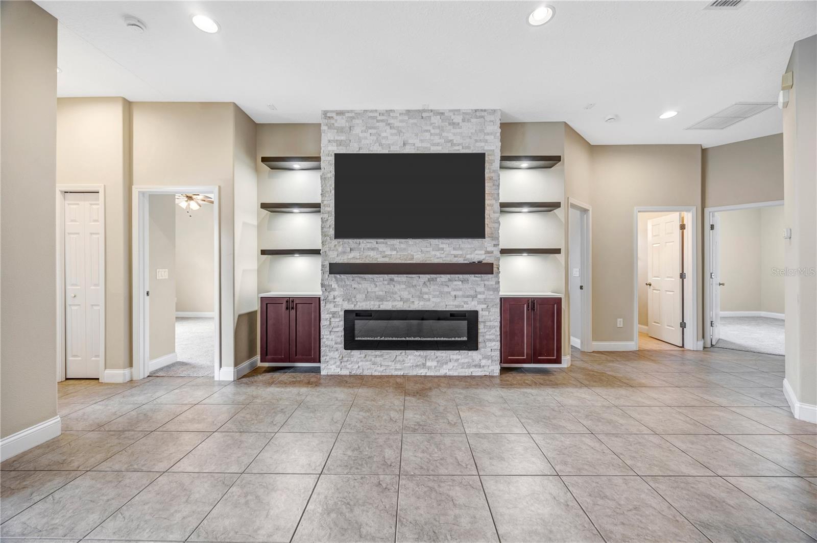 Image 3 of 57 For 27438 Sora Boulevard