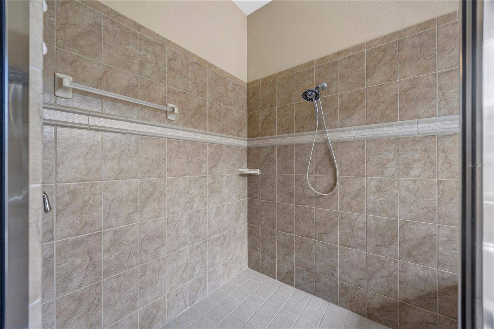 Image 42 of 57 For 27438 Sora Boulevard