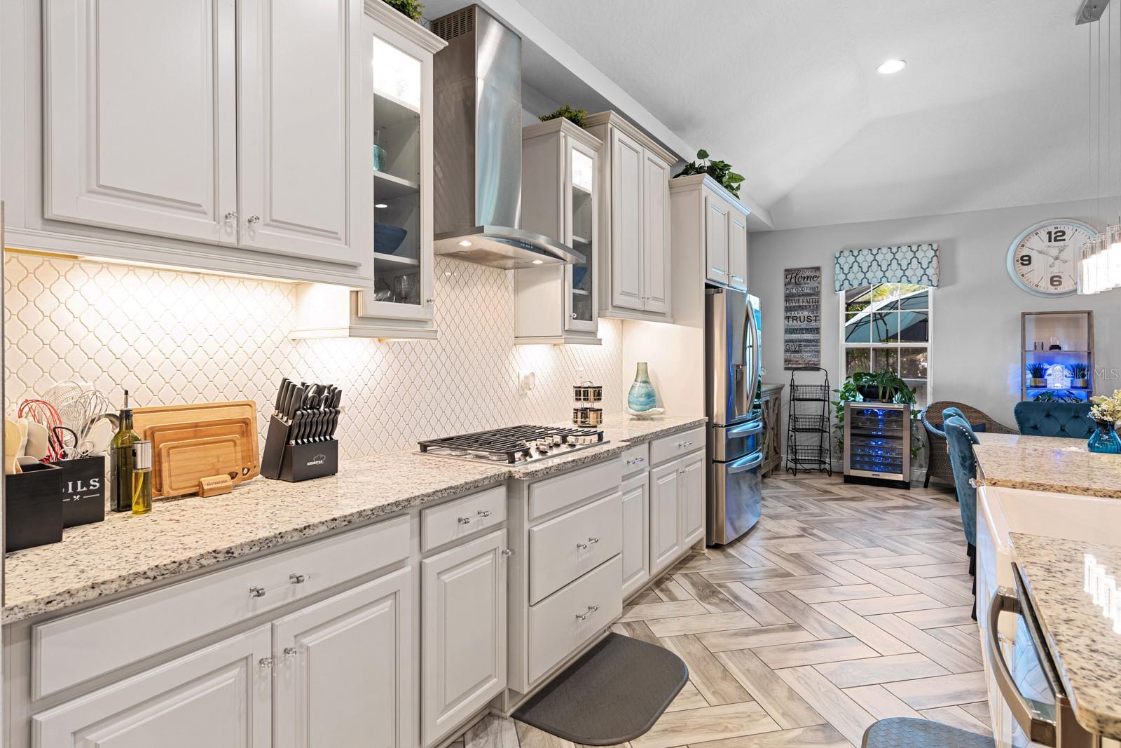 Image 15 of 72 For 7702 Paradiso Drive