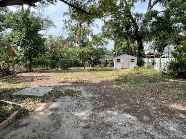 Image 12 of 12 For 908 Flora Street