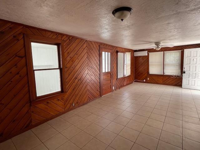 Image 3 of 12 For 908 Flora Street