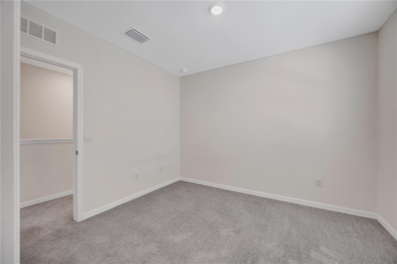 Image 32 of 59 For 1466 Colt Creek Place