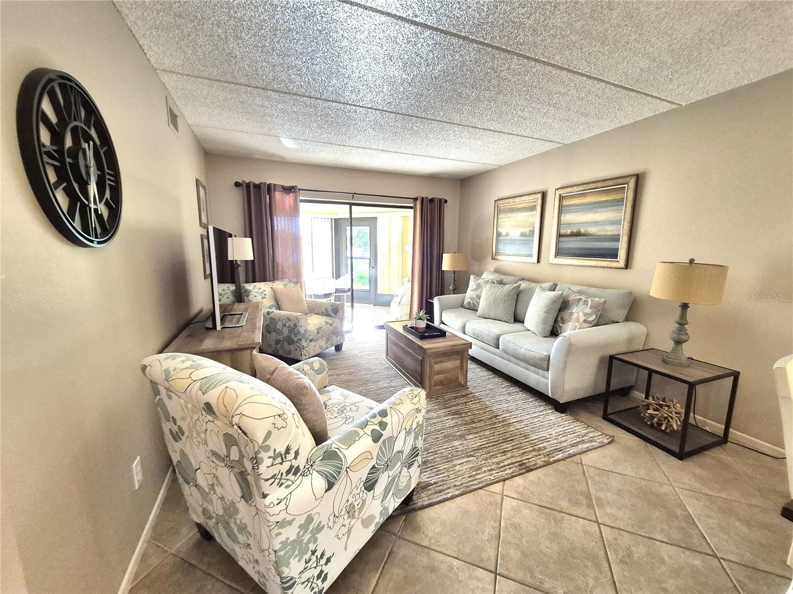 Image 21 of 42 For 50 Woodlake Place