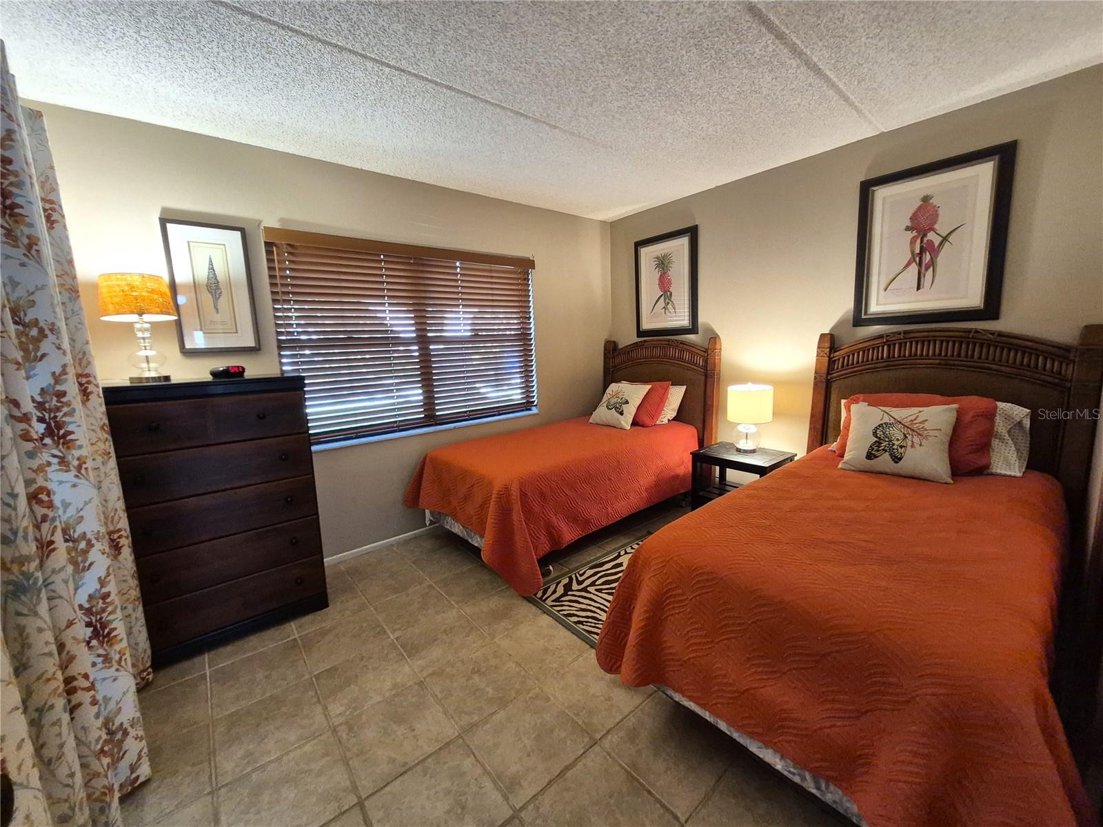 Image 29 of 42 For 50 Woodlake Place