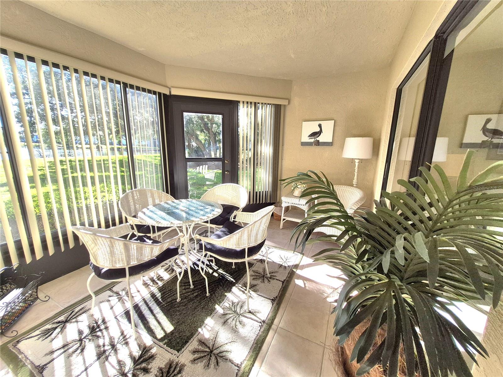 Image 34 of 42 For 50 Woodlake Place