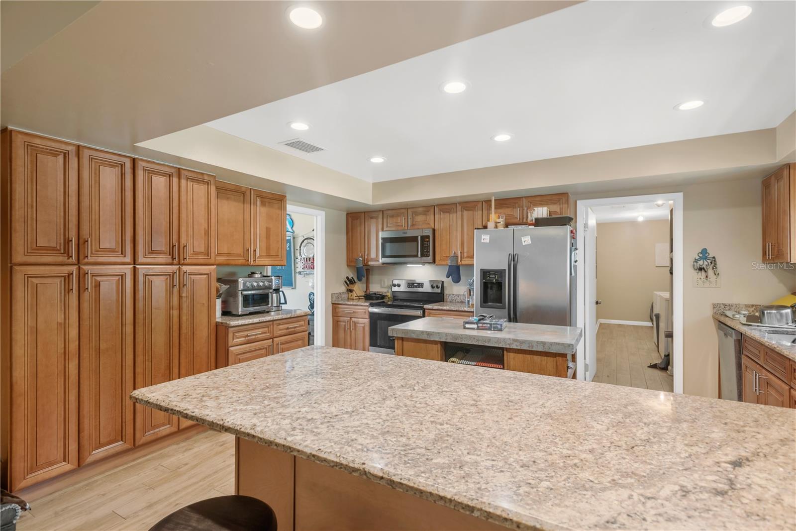 Image 11 of 34 For 5007 Hesperides Street