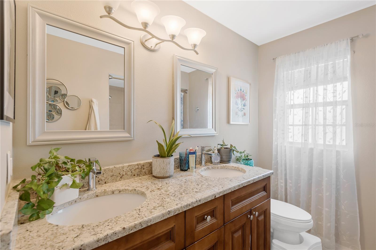 Image 23 of 34 For 5007 Hesperides Street