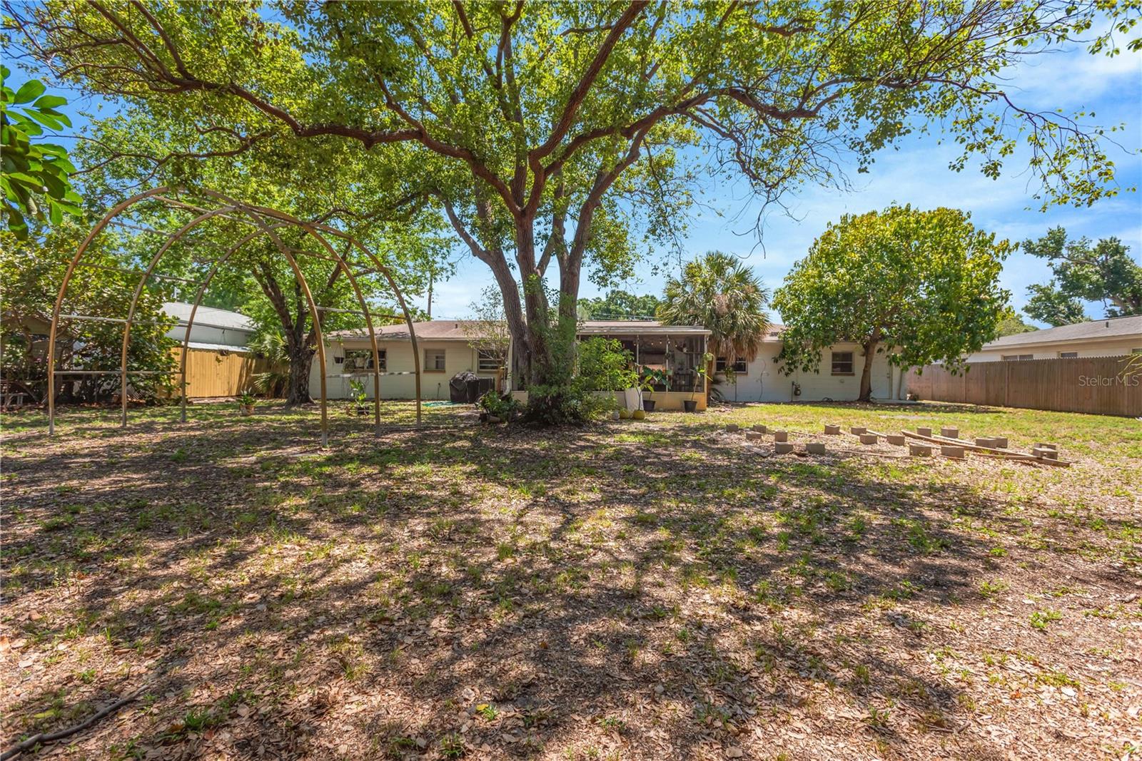 Image 30 of 34 For 5007 Hesperides Street