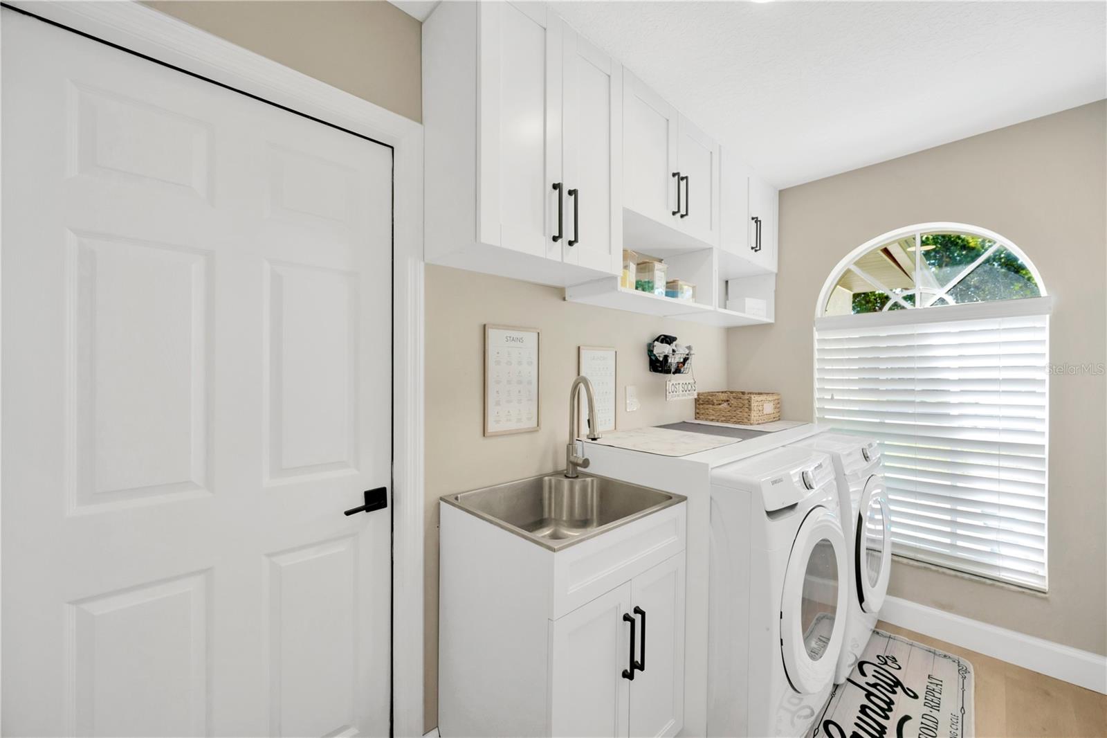 Image 41 of 67 For 4617 Basswood Street