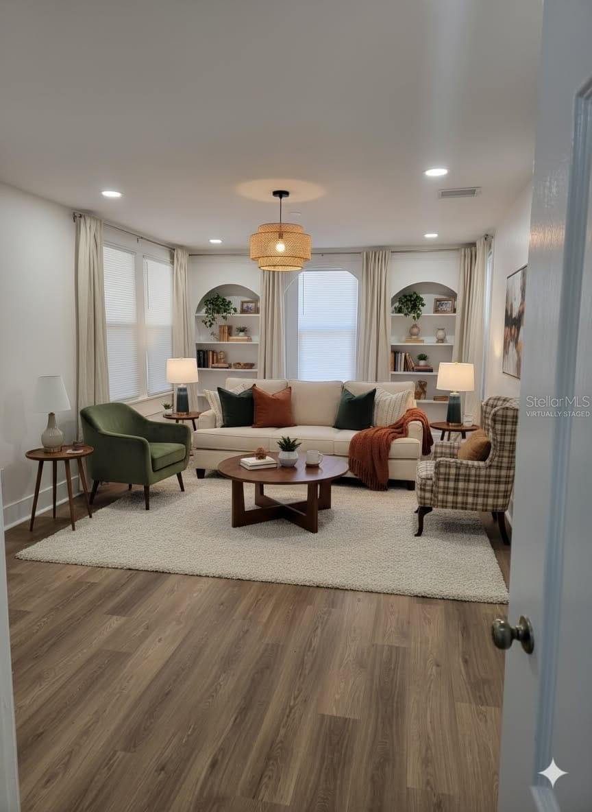 Image 11 of 11 For 709 James Street