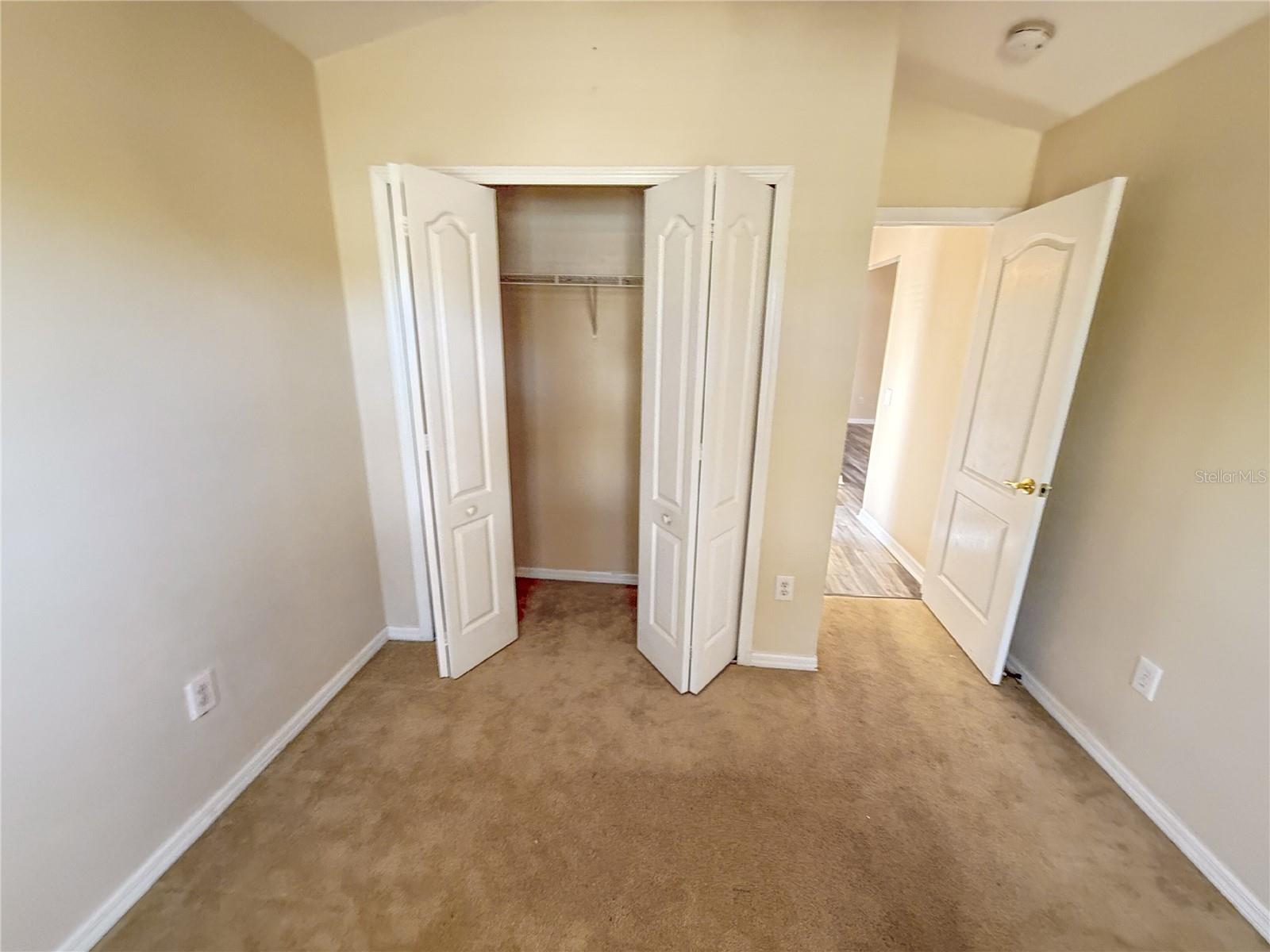 Image 23 of 33 For 13047 Bridleford Drive