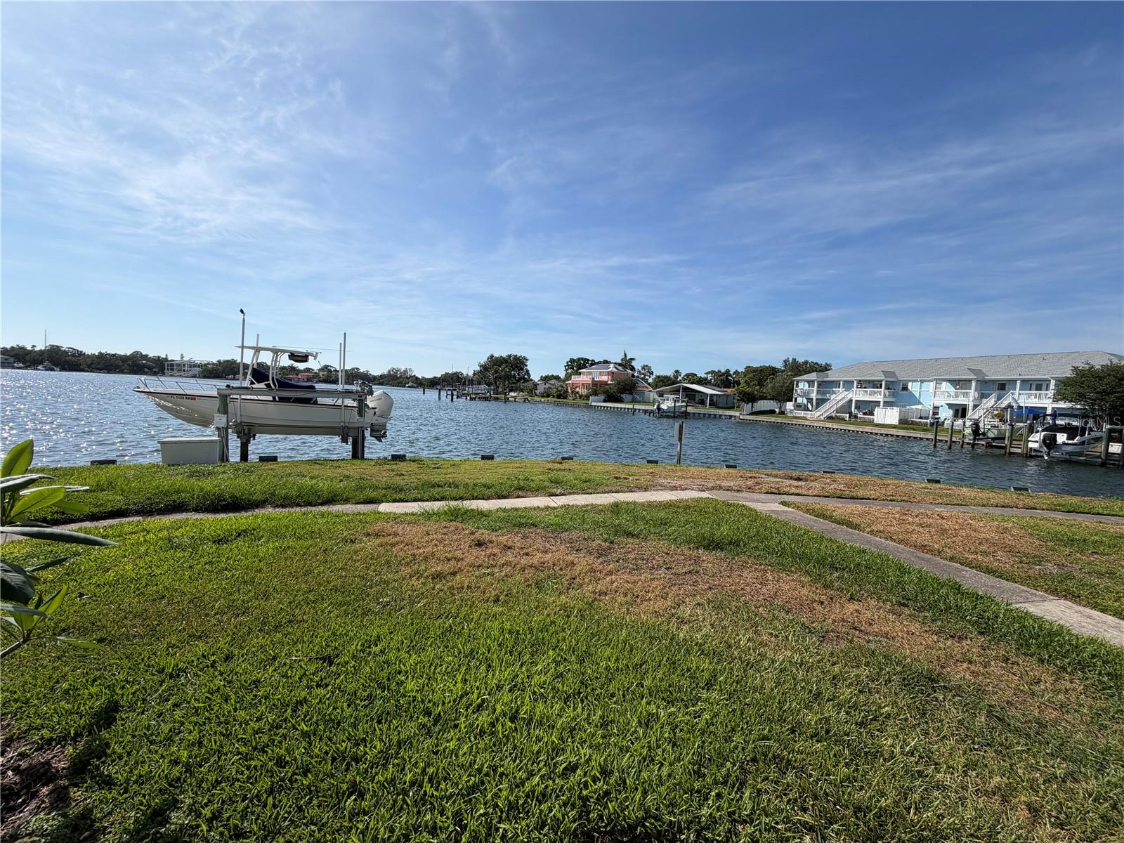 Image 15 of 41 For 5001 Starfish Drive Se B