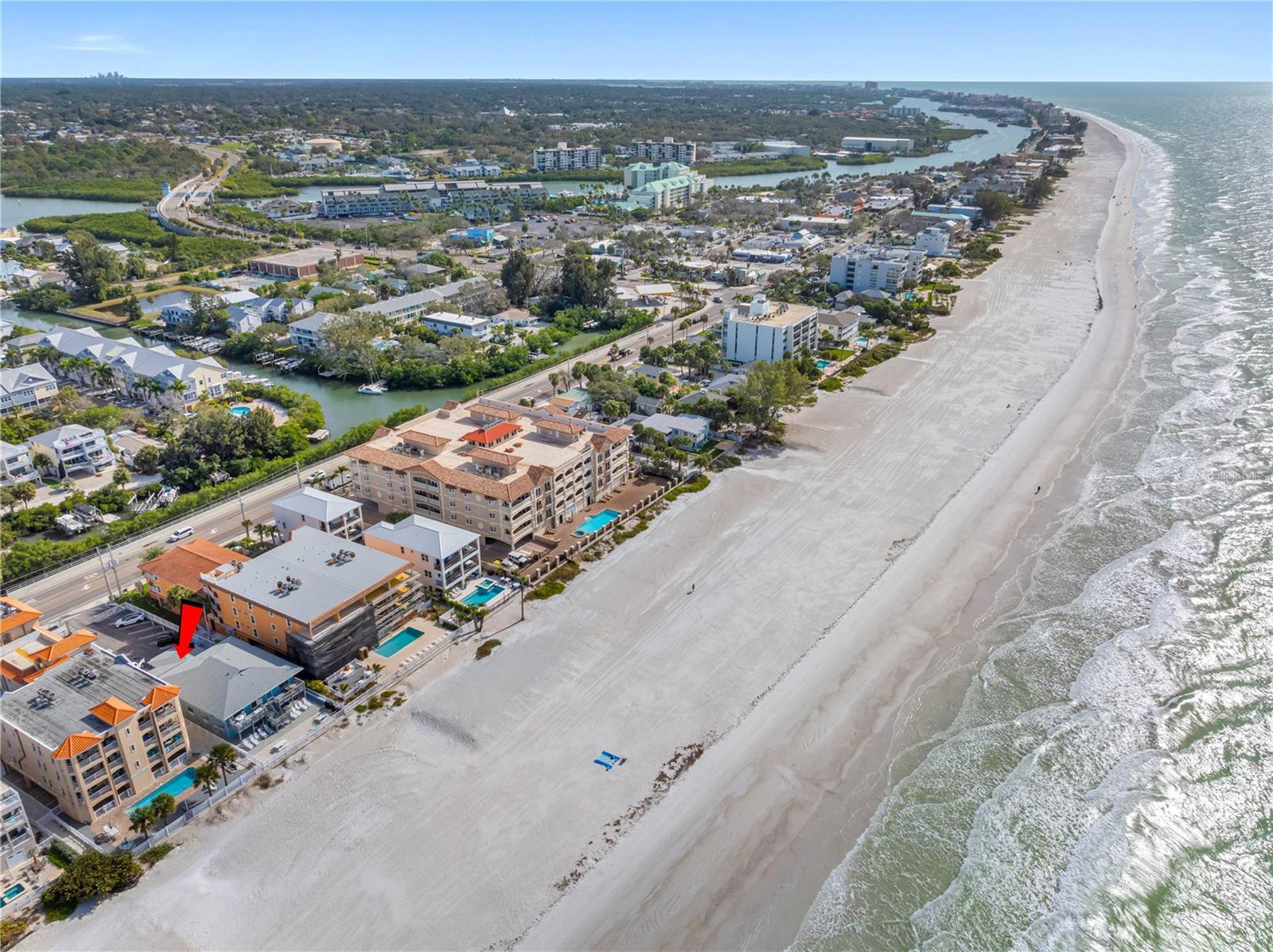 Image 12 of 50 For 614 Gulf Boulevard 9
