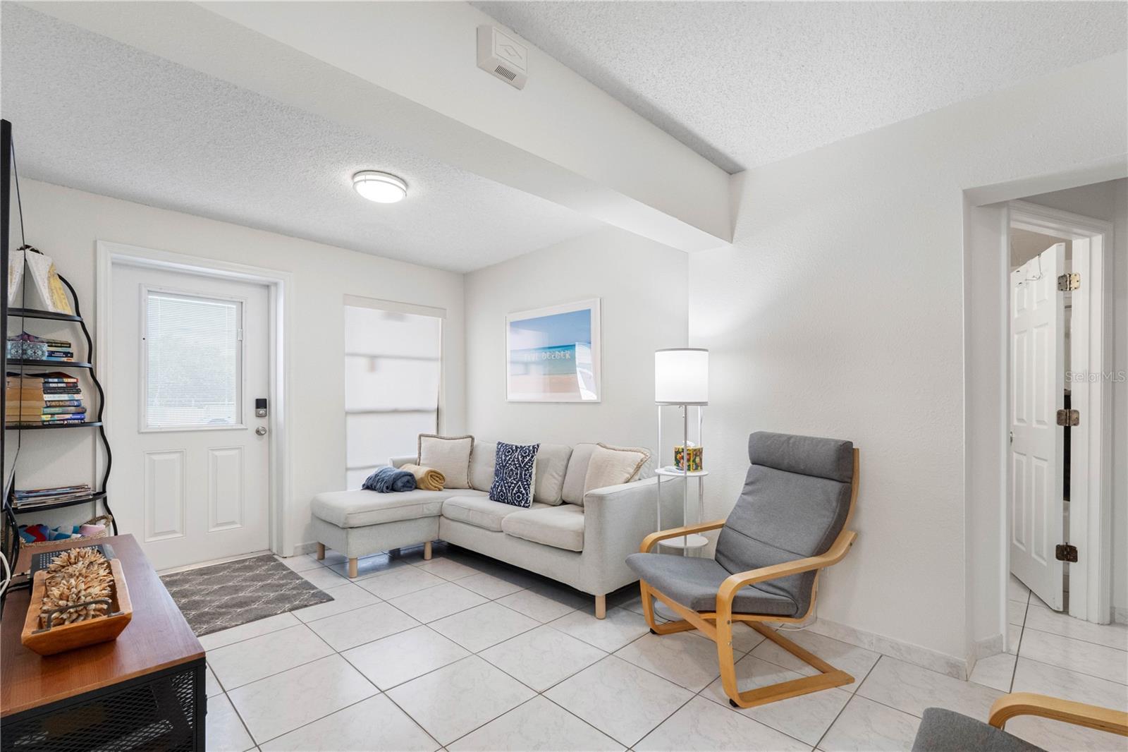 Image 13 of 50 For 614 Gulf Boulevard 9