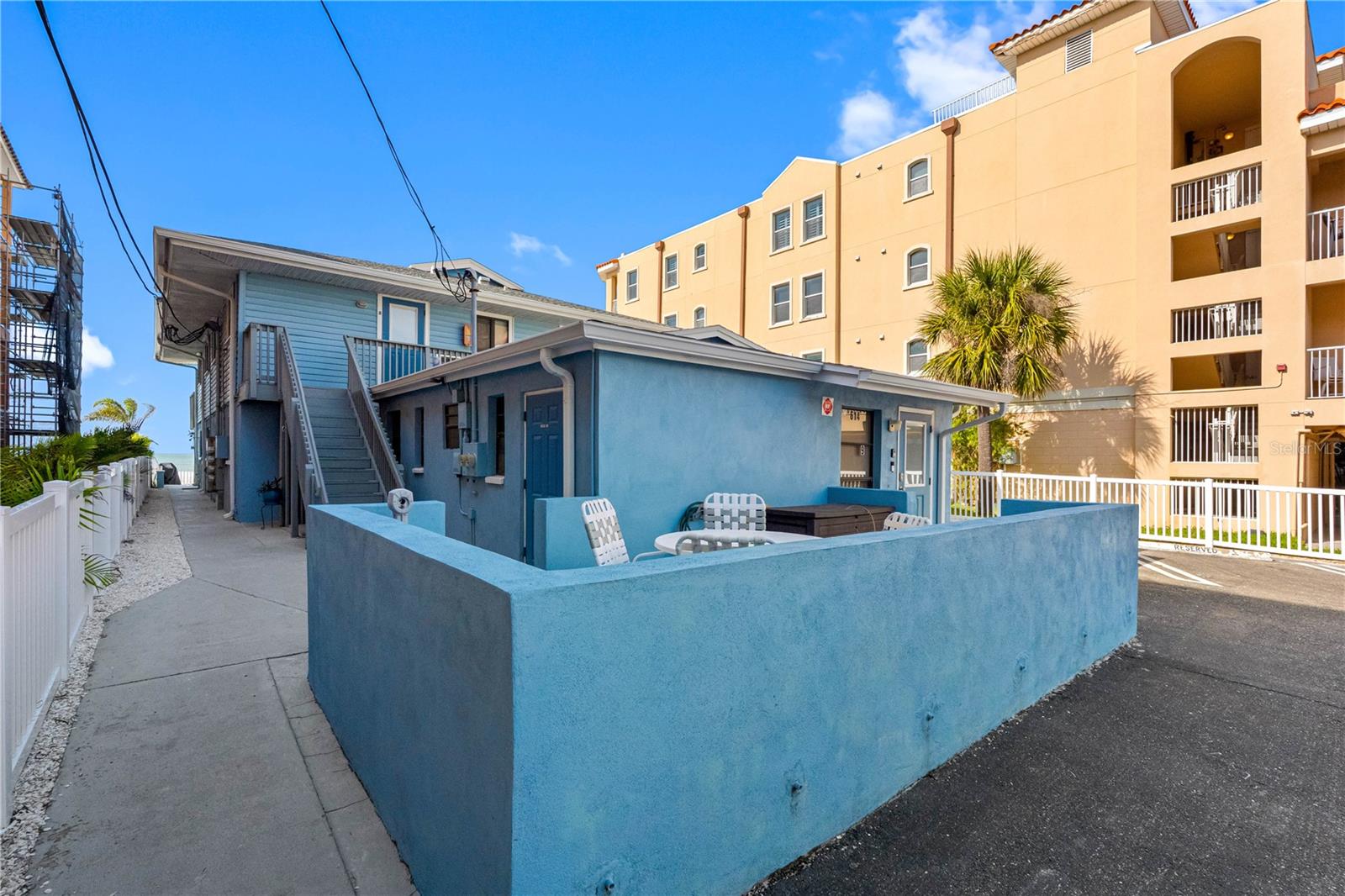 Image 17 of 50 For 614 Gulf Boulevard 9