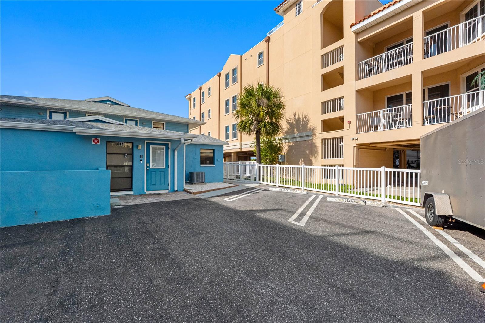Image 18 of 50 For 614 Gulf Boulevard 9