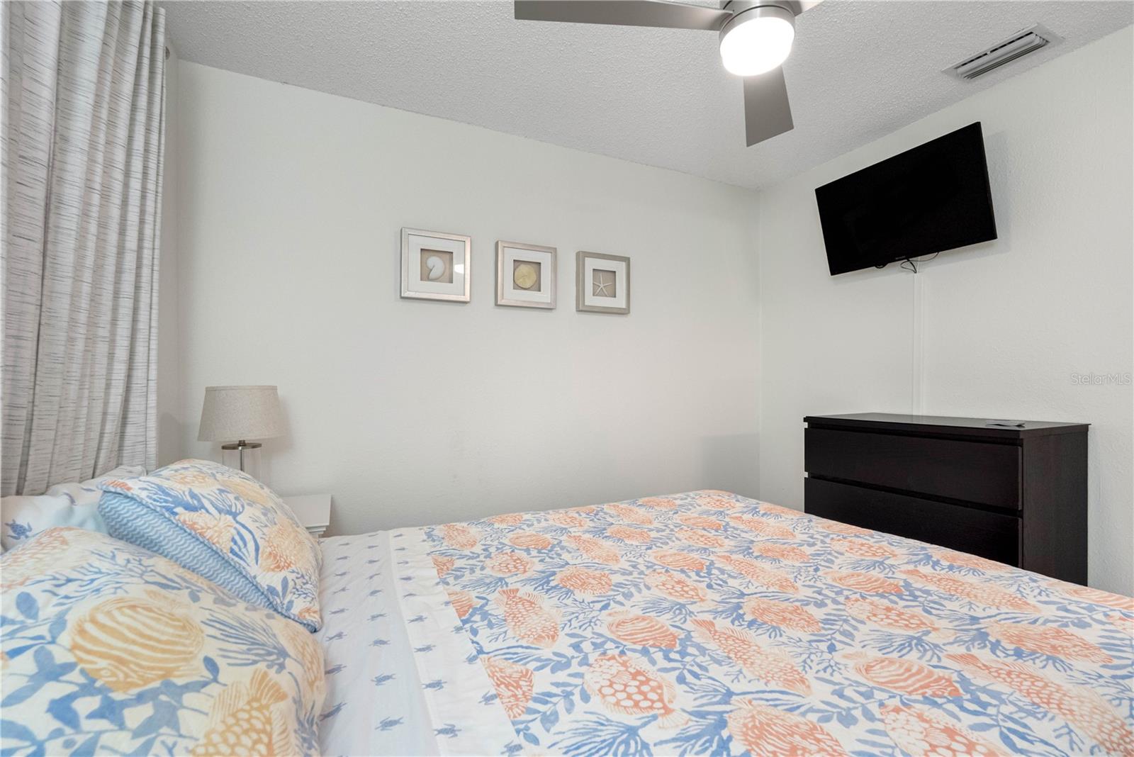 Image 29 of 50 For 614 Gulf Boulevard 9