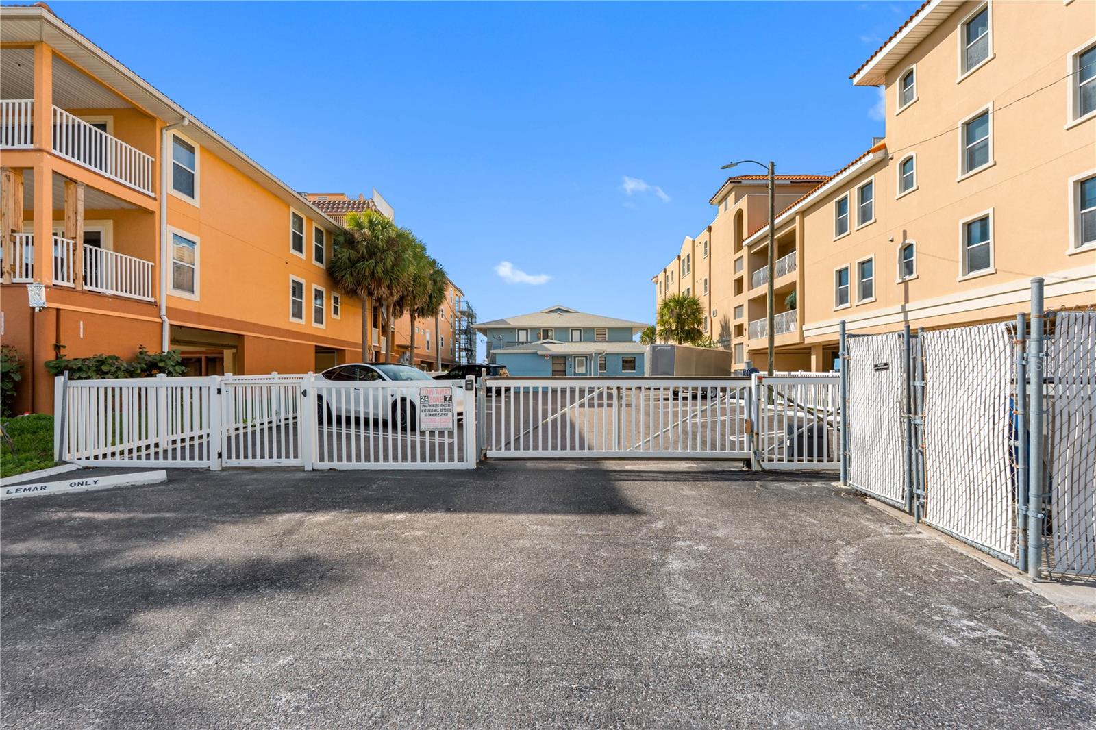 Image 5 of 50 For 614 Gulf Boulevard 9