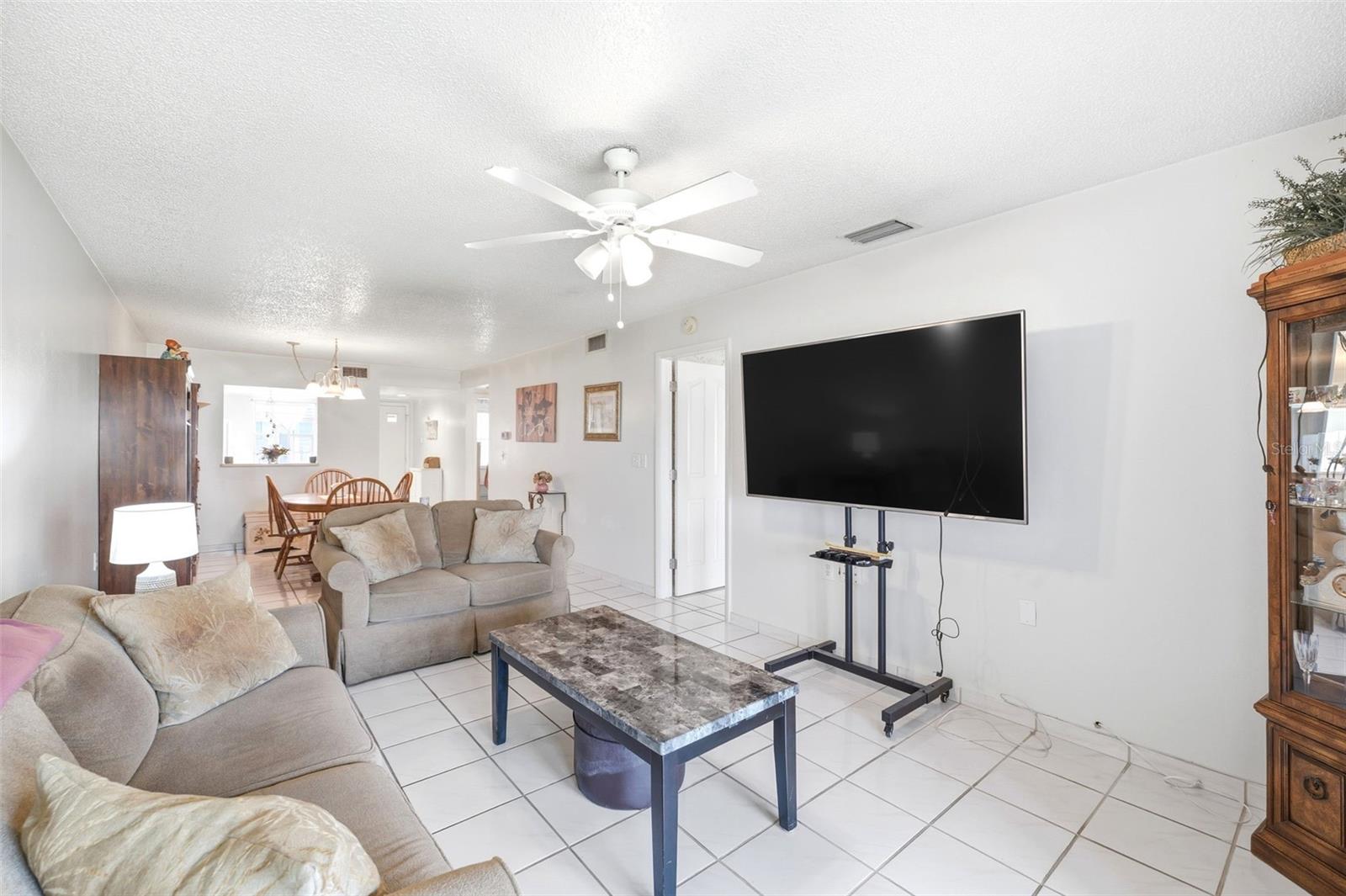 Image 13 of 44 For 11210 Carriage Hill Drive 5
