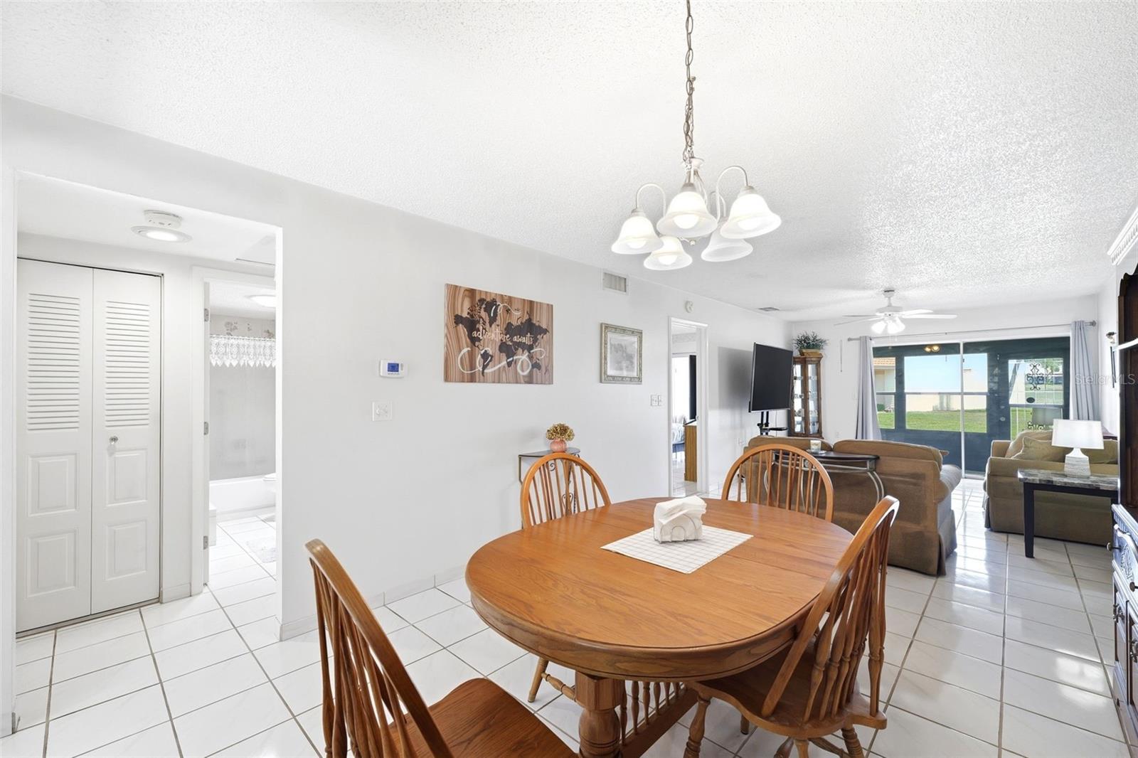 Image 21 of 44 For 11210 Carriage Hill Drive 5