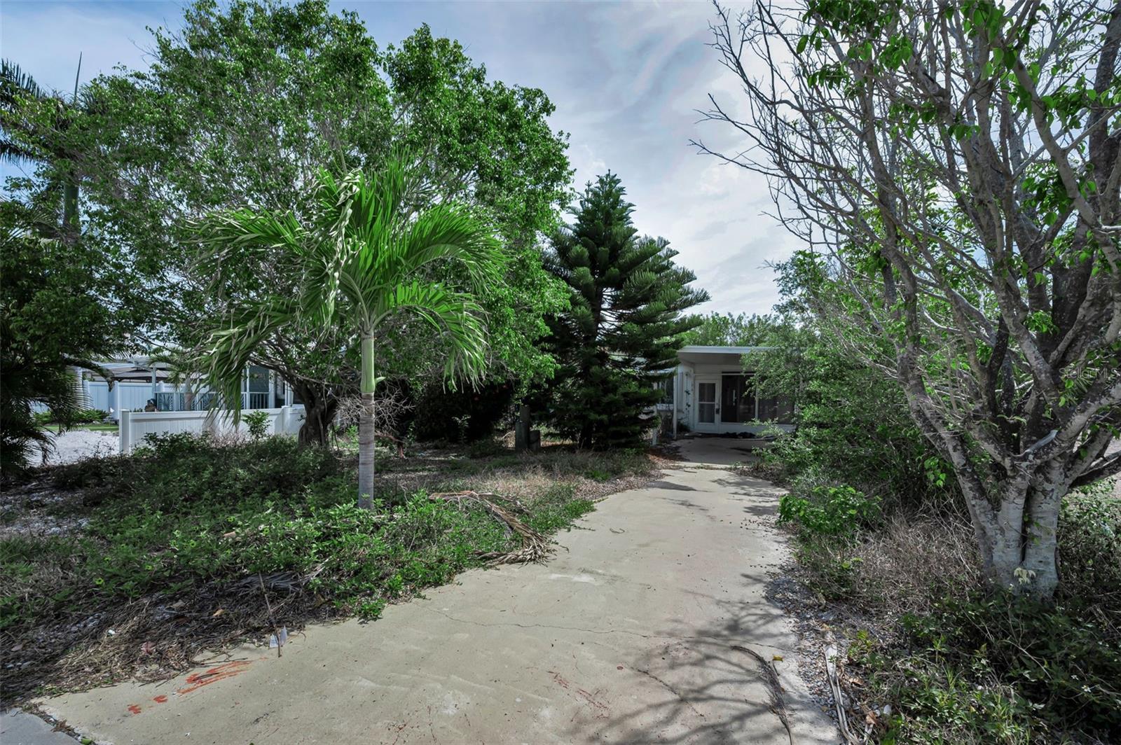 Image 13 of 22 For 1213 Bay Palm Boulevard