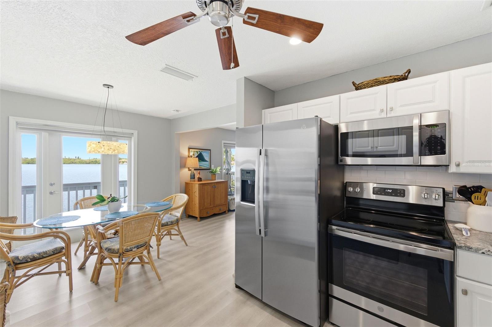 Image 10 of 86 For 4805 Cobia Drive Se D Furnishe