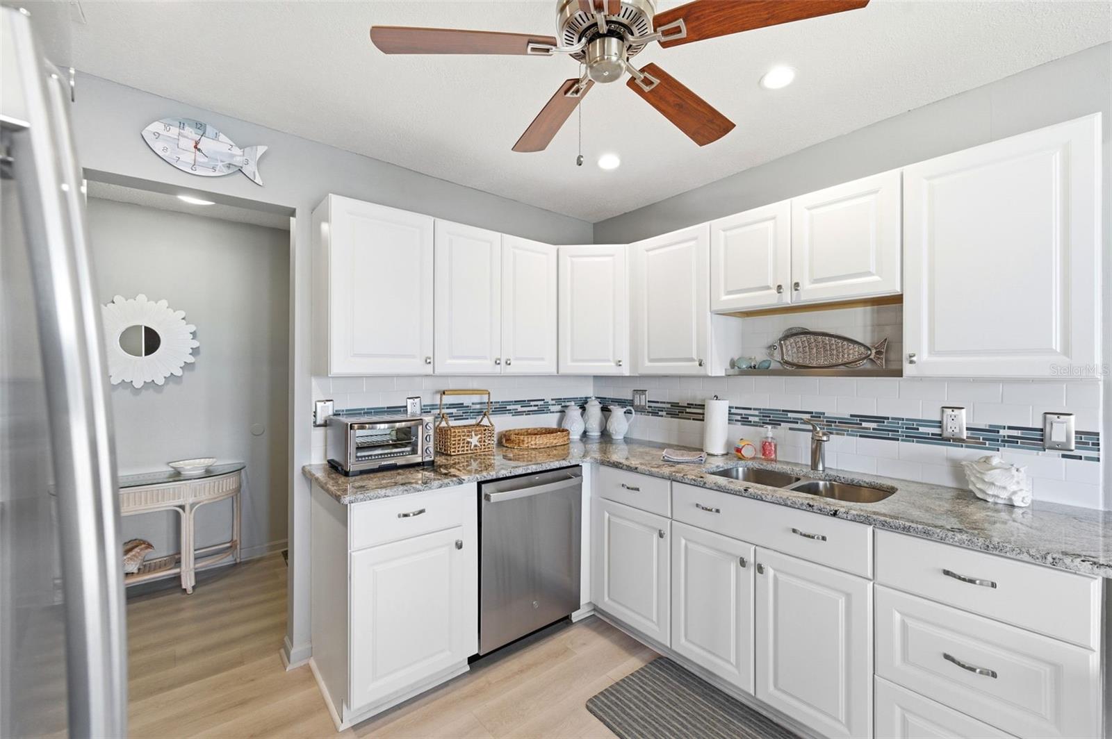 Image 13 of 86 For 4805 Cobia Drive Se D Furnishe