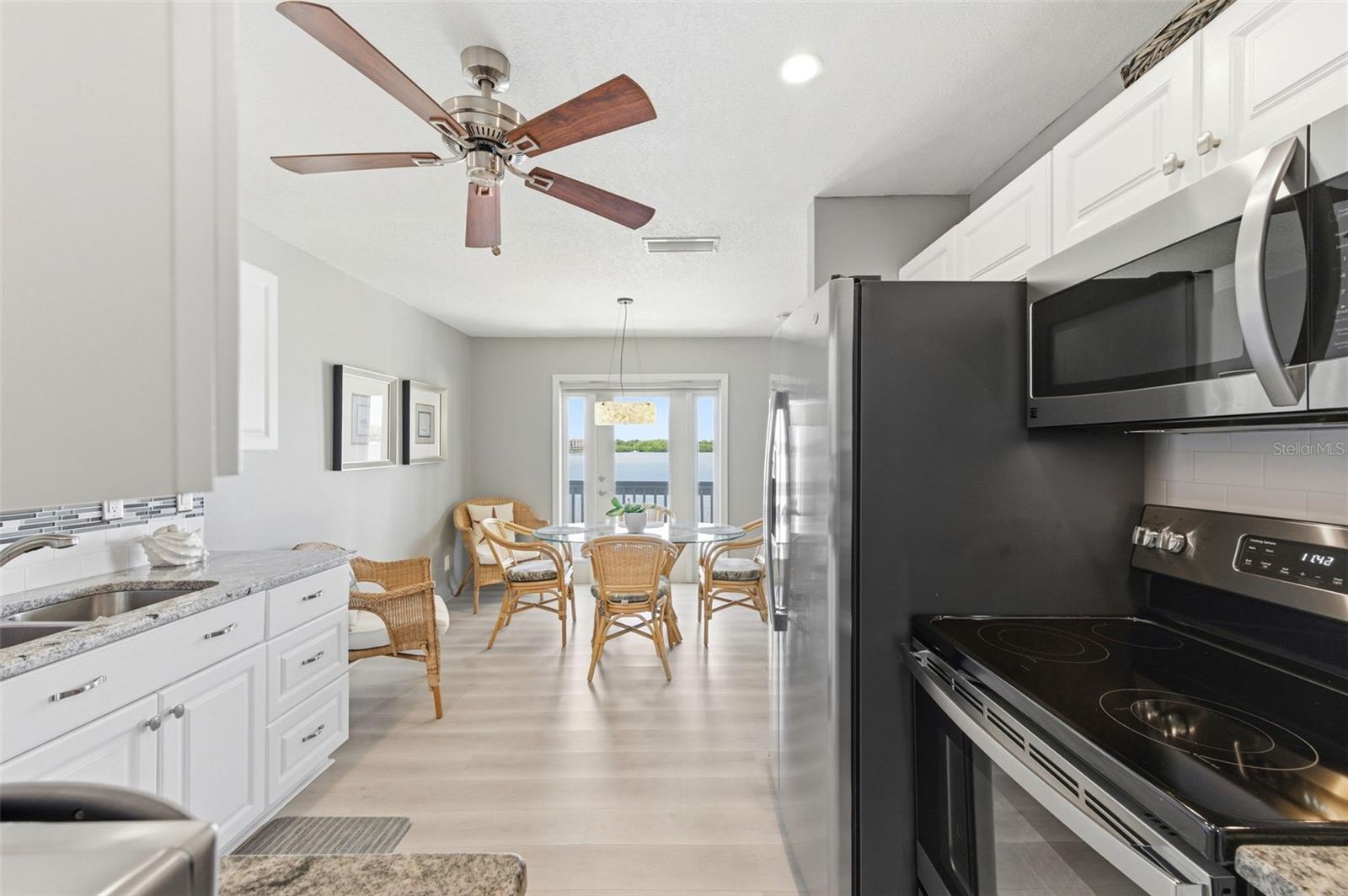Image 9 of 86 For 4805 Cobia Drive Se D Furnishe