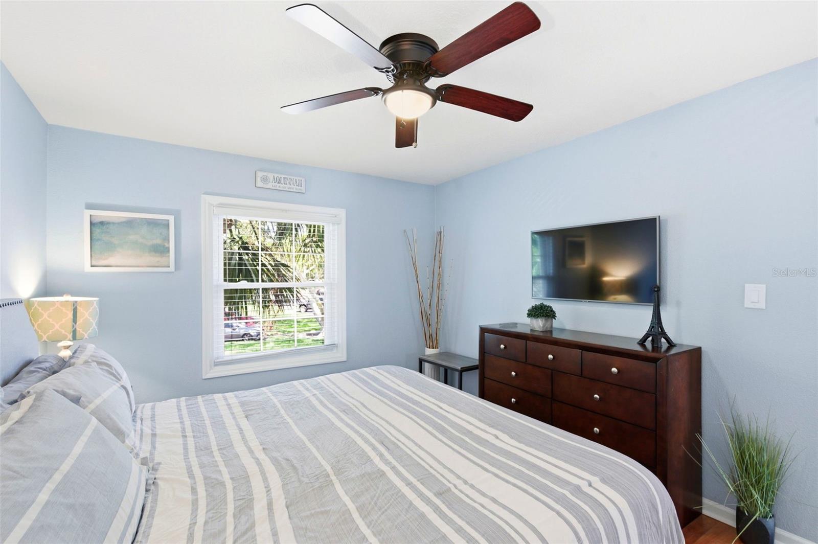 Image 12 of 42 For 5107 Salmon Drive Se C