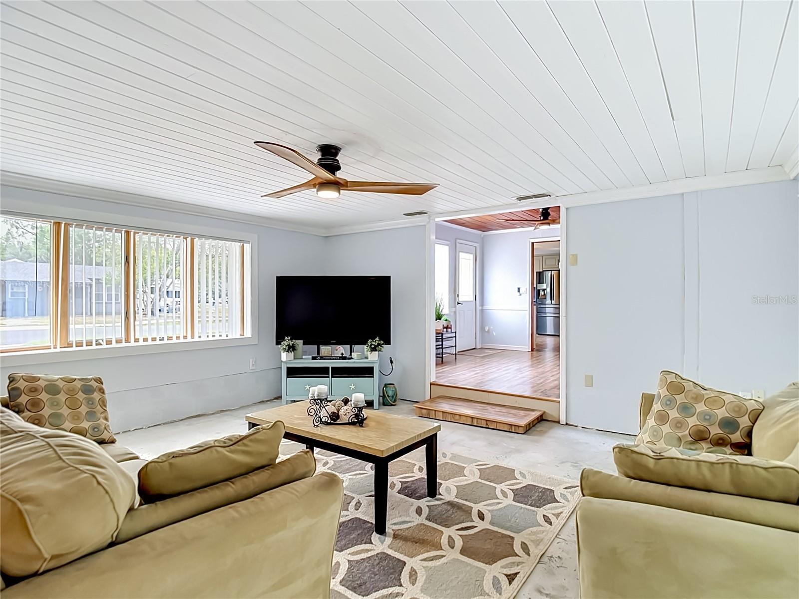 Image 19 of 60 For 38703 9th Avenue