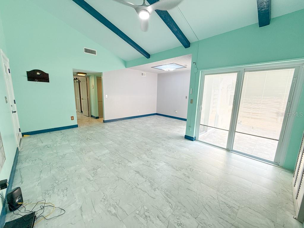 Image 10 of 73 For 2588 Forest Run Court 106a