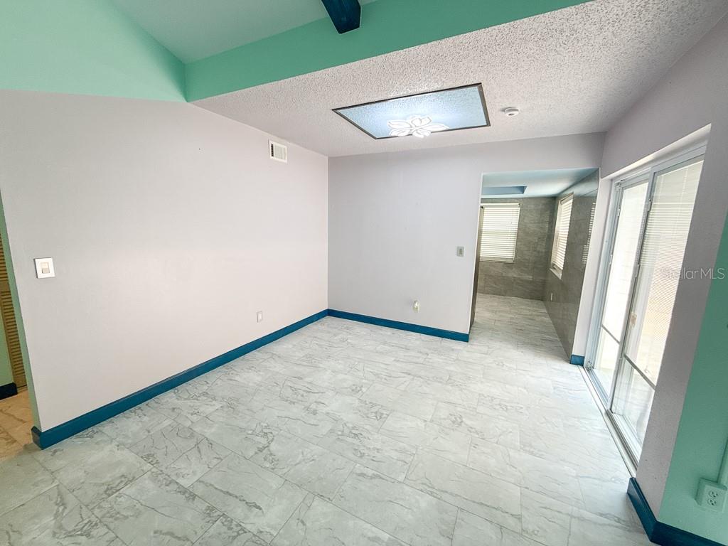 Image 14 of 73 For 2588 Forest Run Court 106a