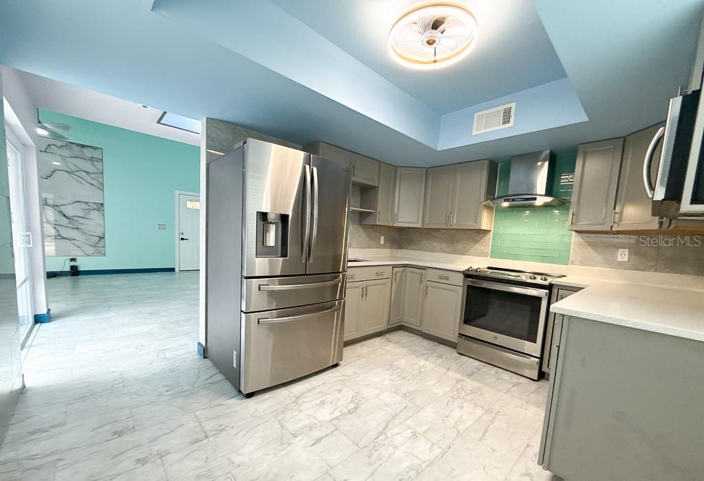 Image 18 of 73 For 2588 Forest Run Court 106a