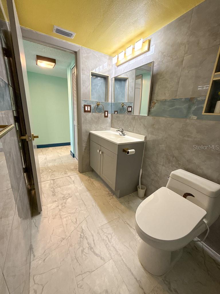 Image 46 of 73 For 2588 Forest Run Court 106a