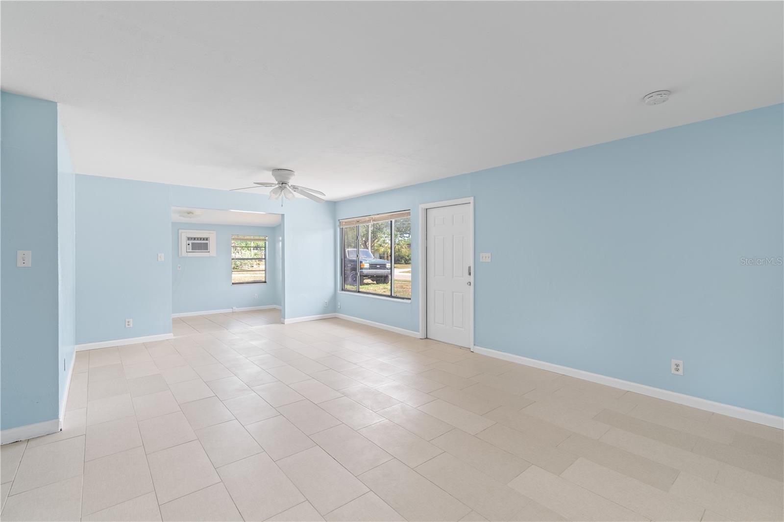 Image 6 of 29 For 3711 Leila Avenue