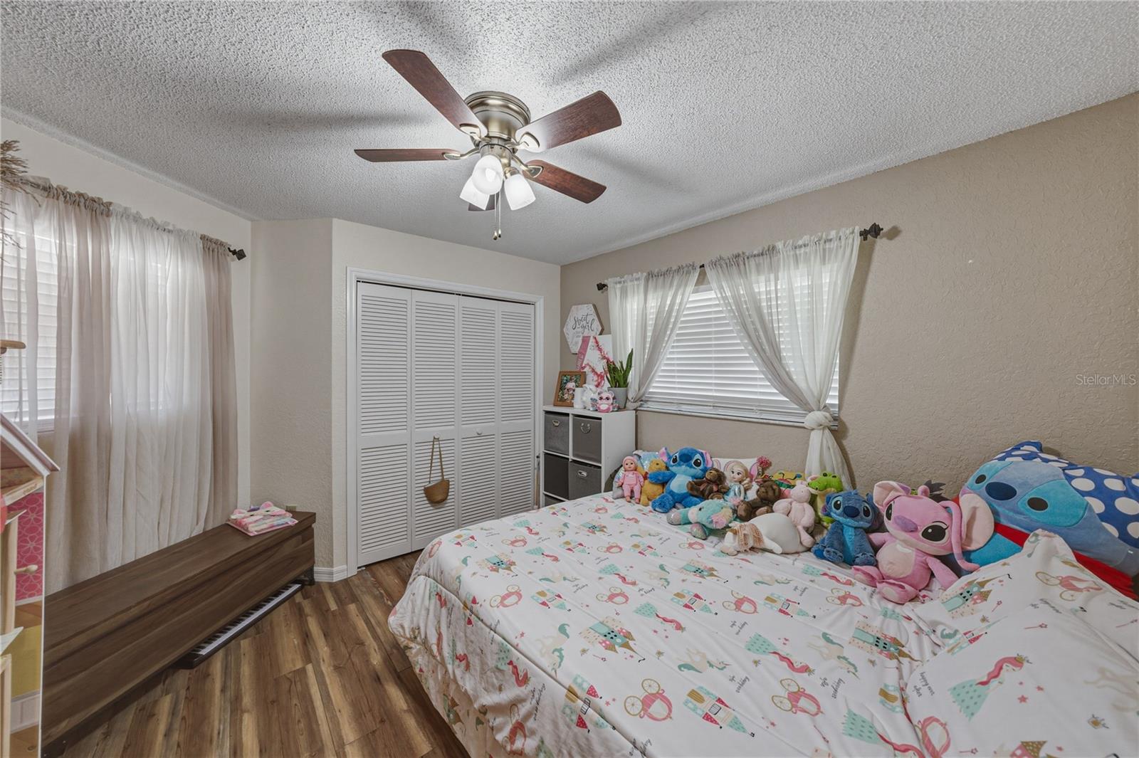 Image 31 of 69 For 7435 Kilbride Court