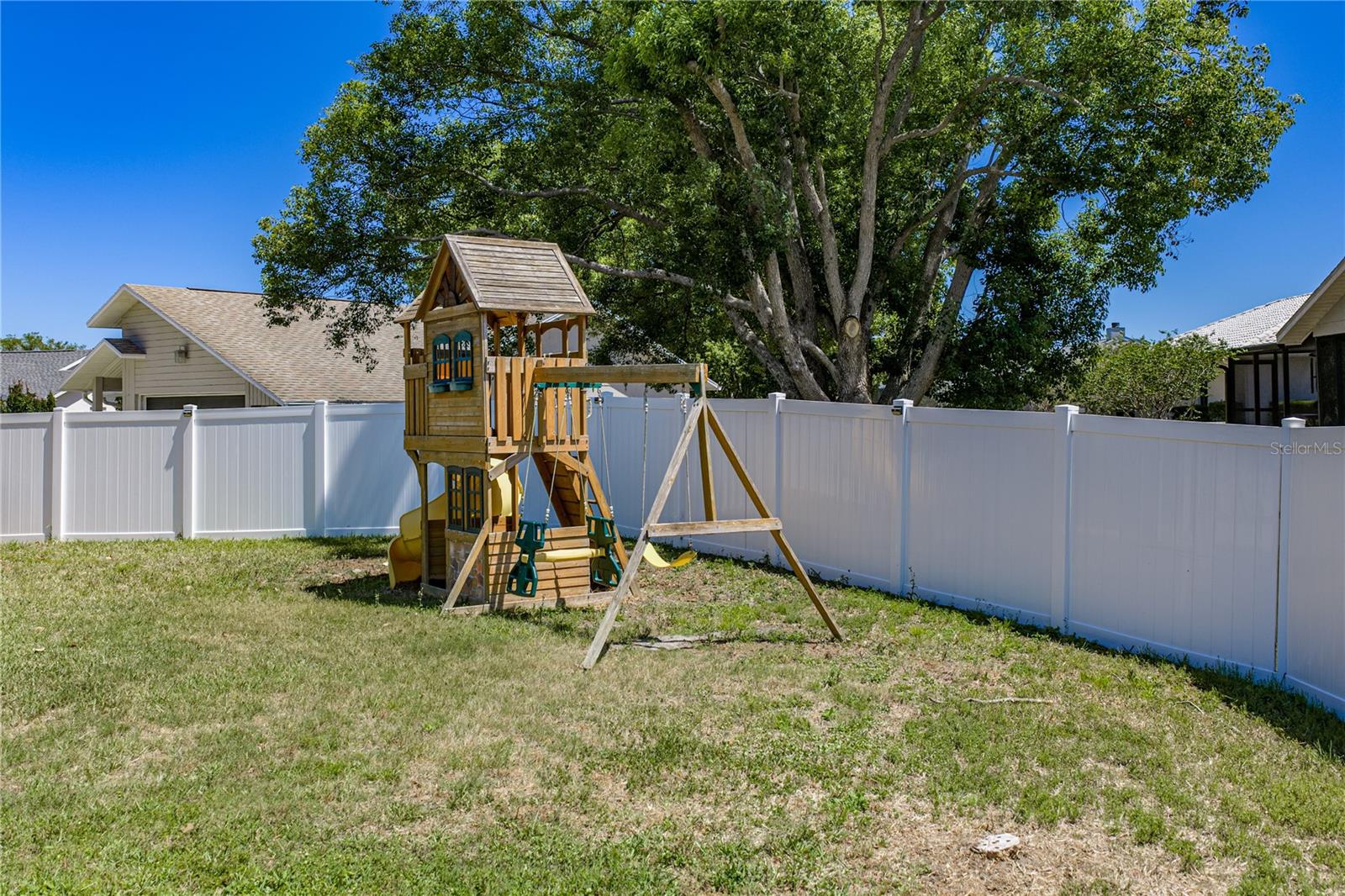 Image 60 of 69 For 7435 Kilbride Court