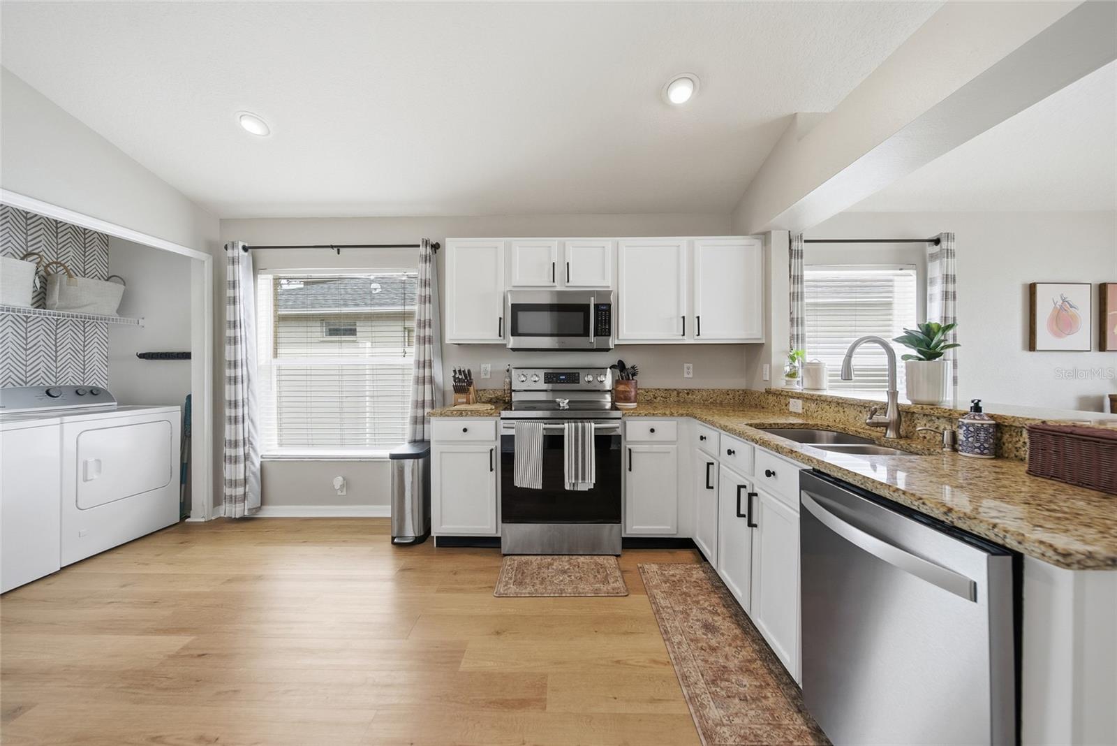 Image 14 of 38 For 25405 Geddy Drive