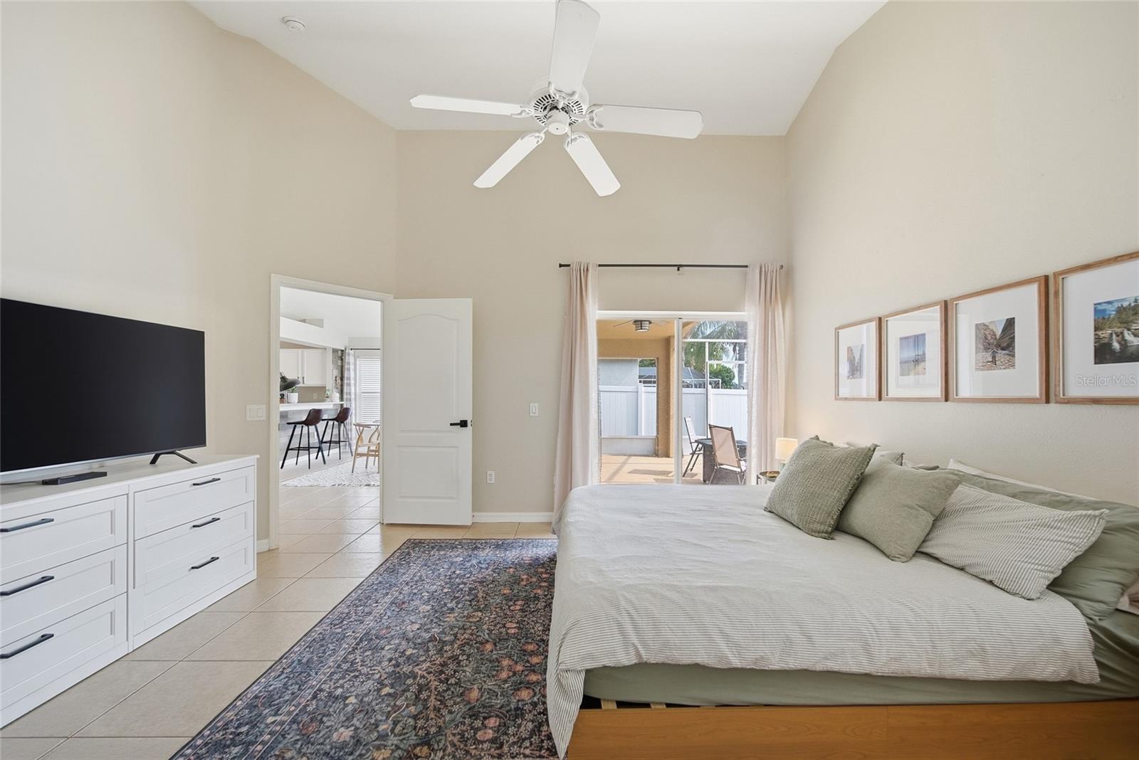 Image 18 of 38 For 25405 Geddy Drive