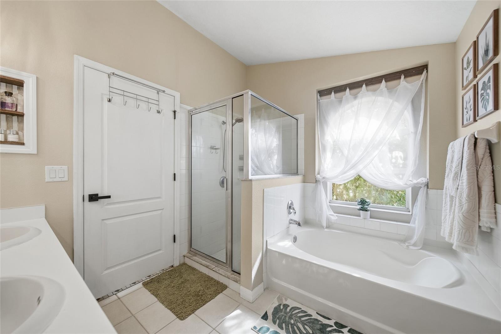 Image 21 of 38 For 25405 Geddy Drive