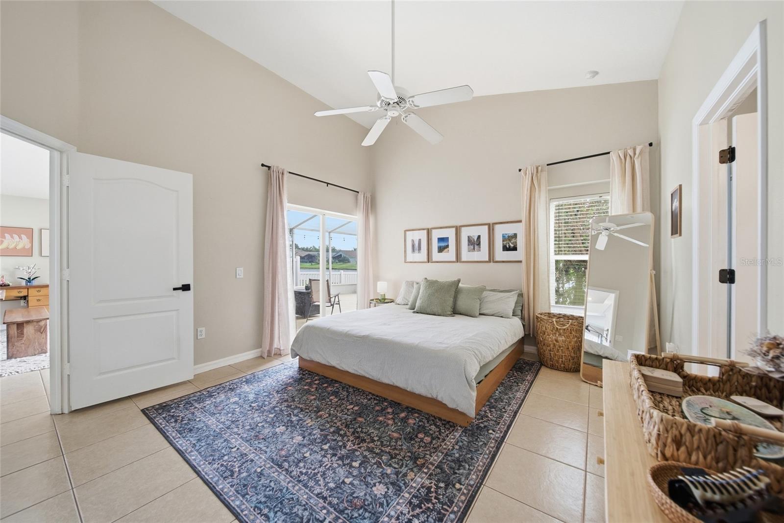 Image 4 of 38 For 25405 Geddy Drive