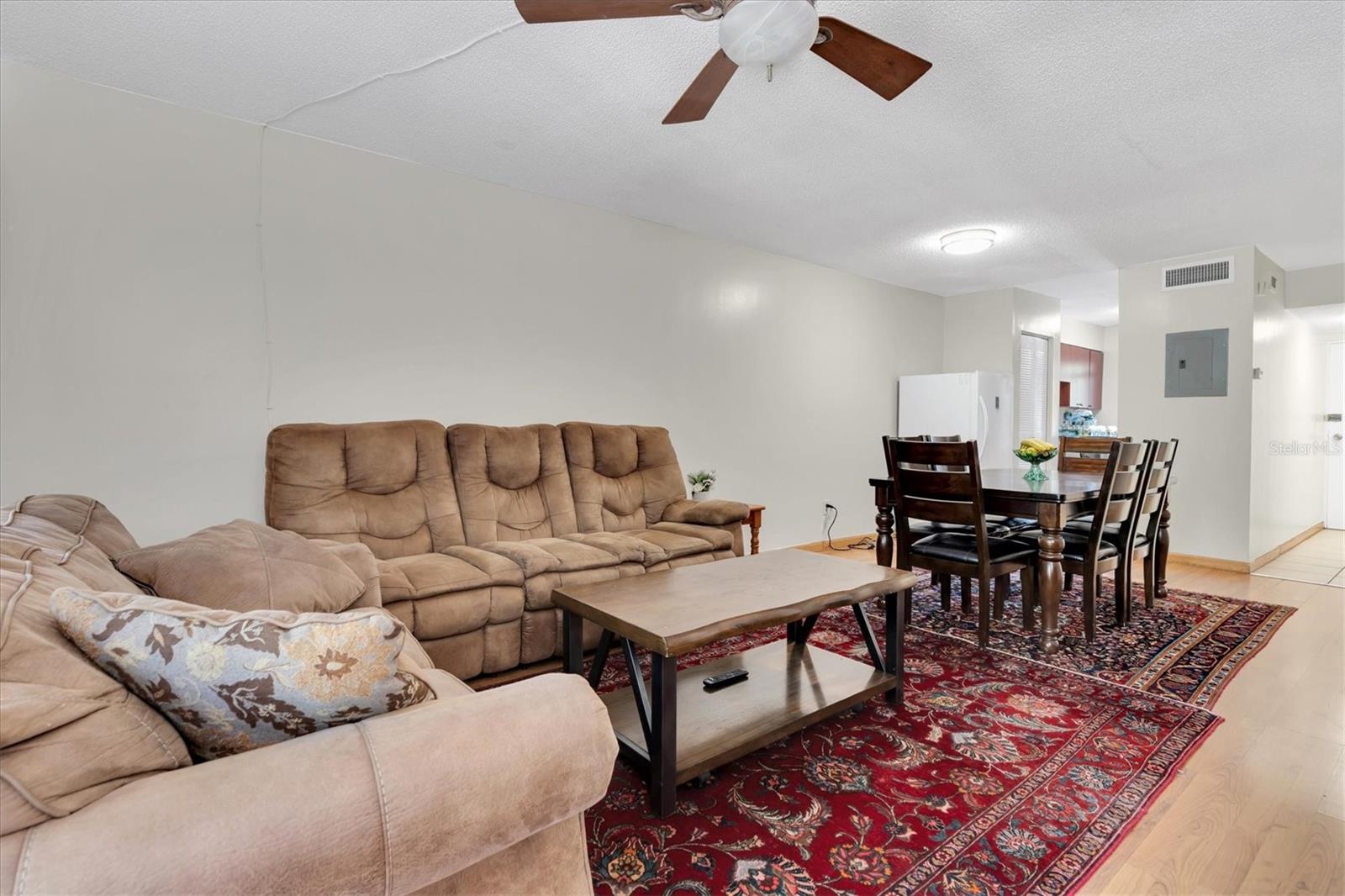 Image 5 of 31 For 7505 Pitch Pine Circle 122
