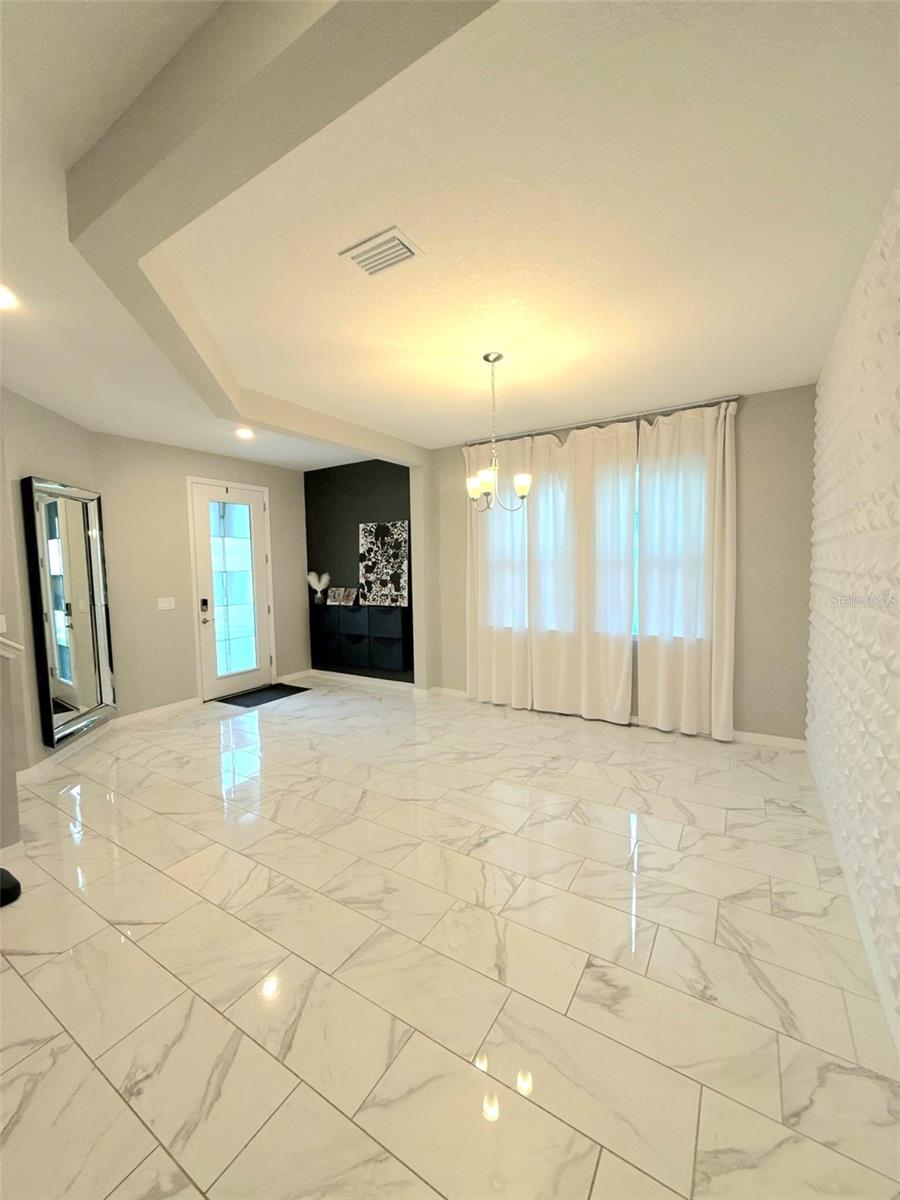Image 23 of 58 For 13521 Palmera Vista Drive
