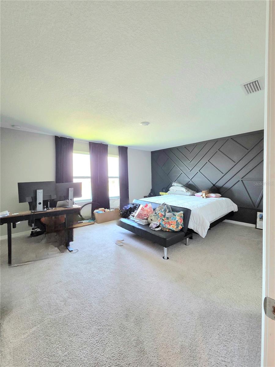 Image 36 of 58 For 13521 Palmera Vista Drive