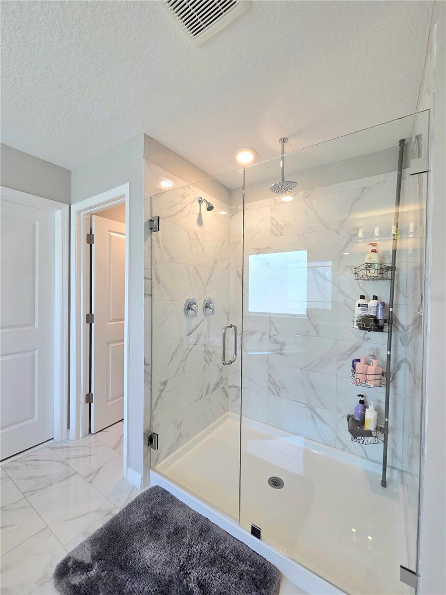 Image 38 of 58 For 13521 Palmera Vista Drive